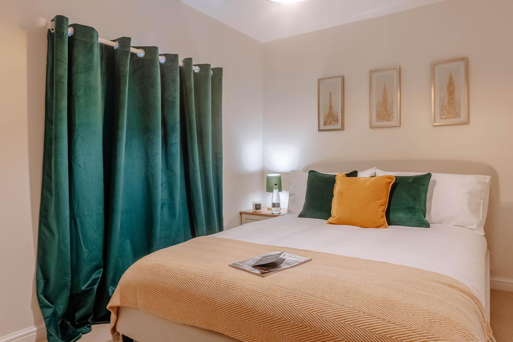 Mayfield Two - Central Harrogate Apartment ภายนอก รูปภาพ