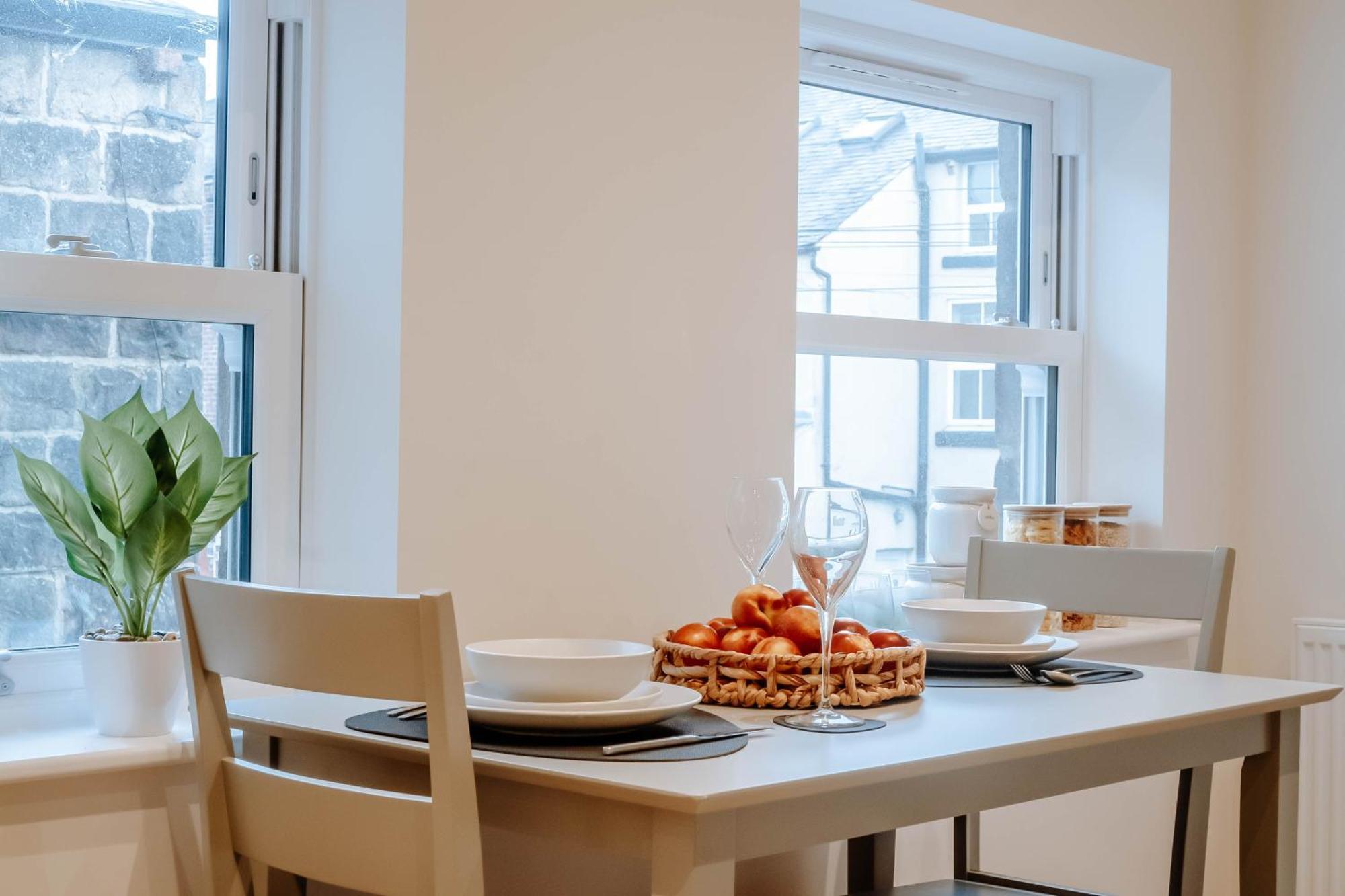 Mayfield Two - Central Harrogate Apartment ภายนอก รูปภาพ